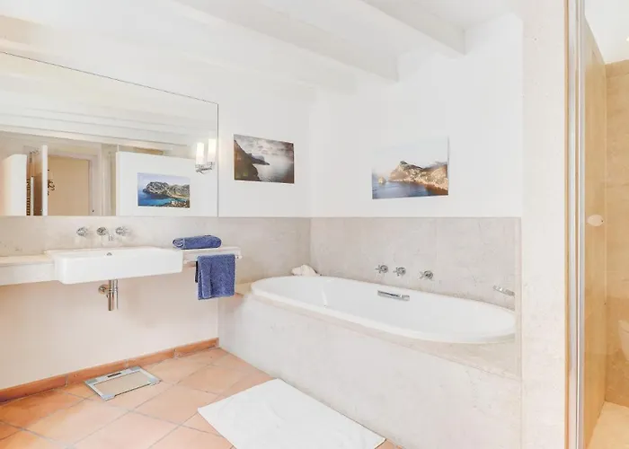 Lleo Eleven Pollenca